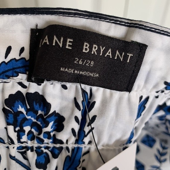 NWT Lane Bryant Square Neck Floral Bodice Crop Top Plus Sz 26/28 - Picture 7 of 11